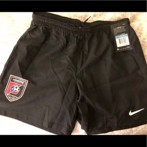 Nike Women’s soccer shorts Medium